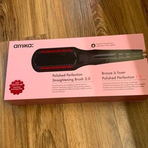 Anika Polished Perfection Straightening Brush